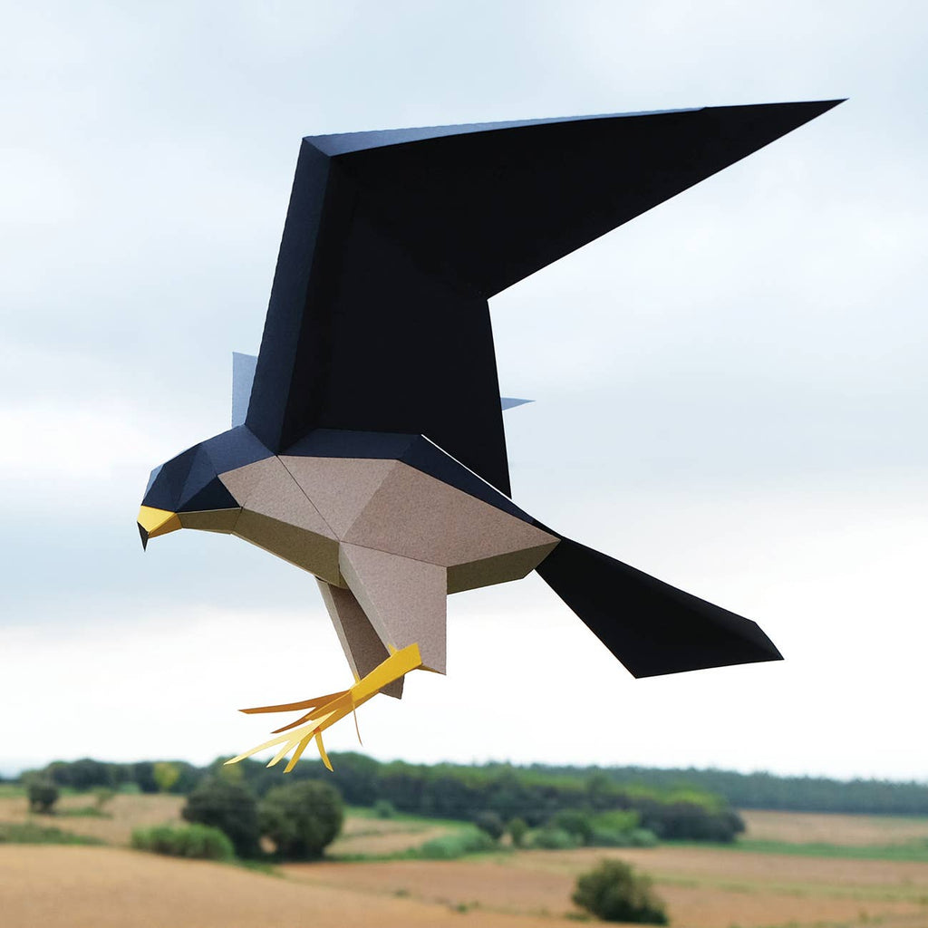Wanderfalke 3D-Papiermodell – Papercraft-Bastelset